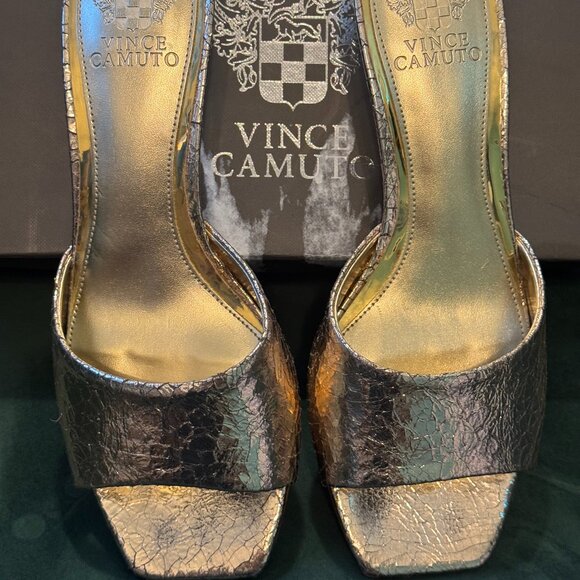 Vince Camuto “Faiza” Gold Leather Kitten Heels ~ Size 7.5 ~ Metallic ~ Low Heel - Picture 1 of 11